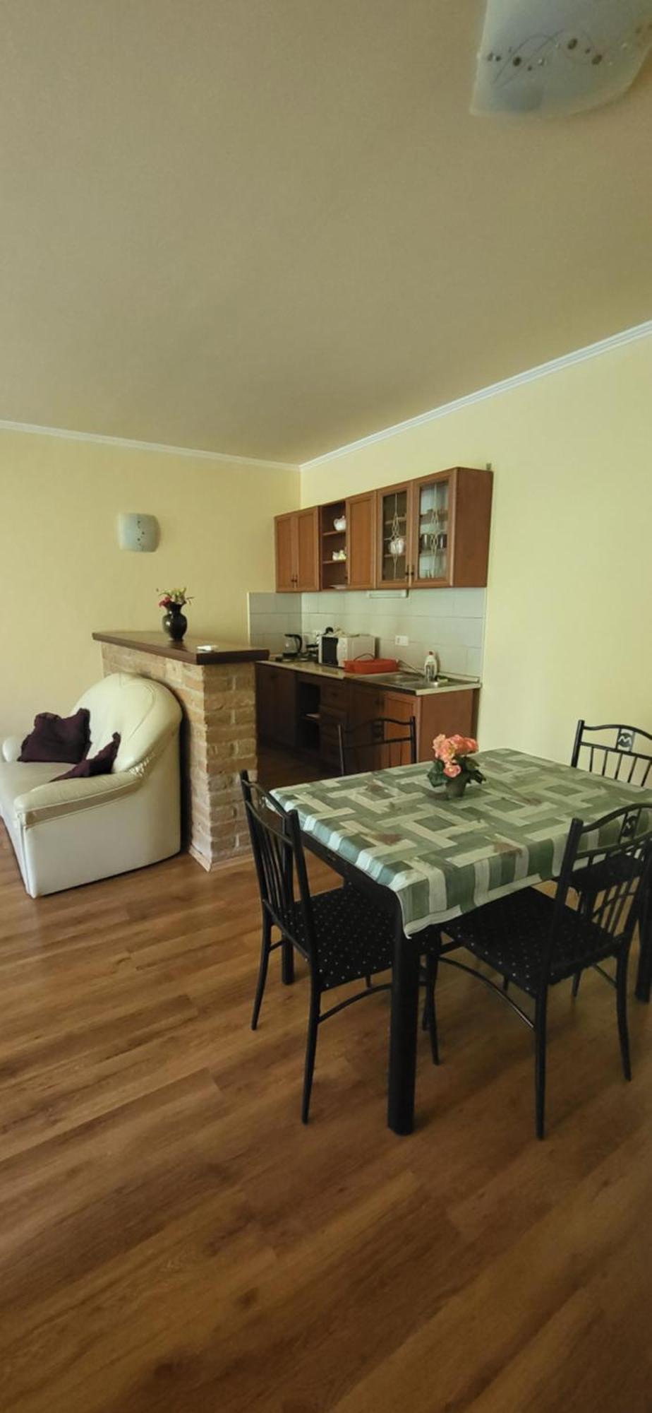 Bastya Apartmanhaz Sárvár المظهر الخارجي الصورة